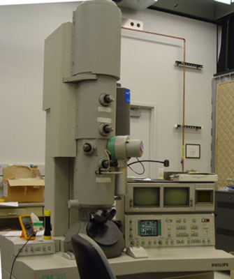 An electron microscope used in working with nanotechnology. [Credit: Courtesy of National Institute
