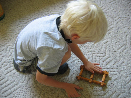 Let children use their imaginations instead of a game screen.