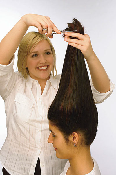 Figure 1: Precisely position the hair up to a single point and create layers 